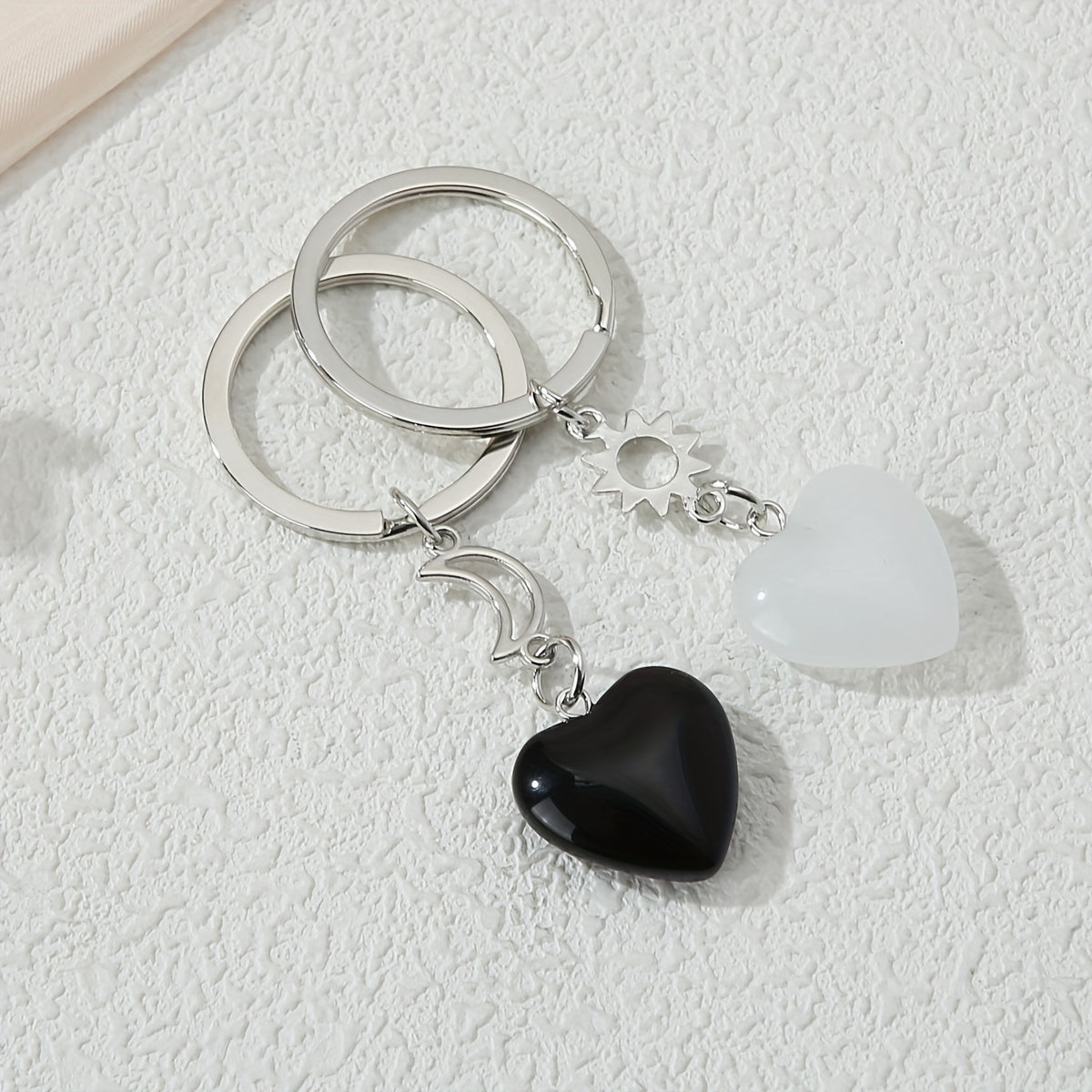 2pcs Heart Stone Keychain Moon & Sun Key Ring Purse Bag Backpack Car Key Charm BFF Friends Couples Valentine's Day Gift