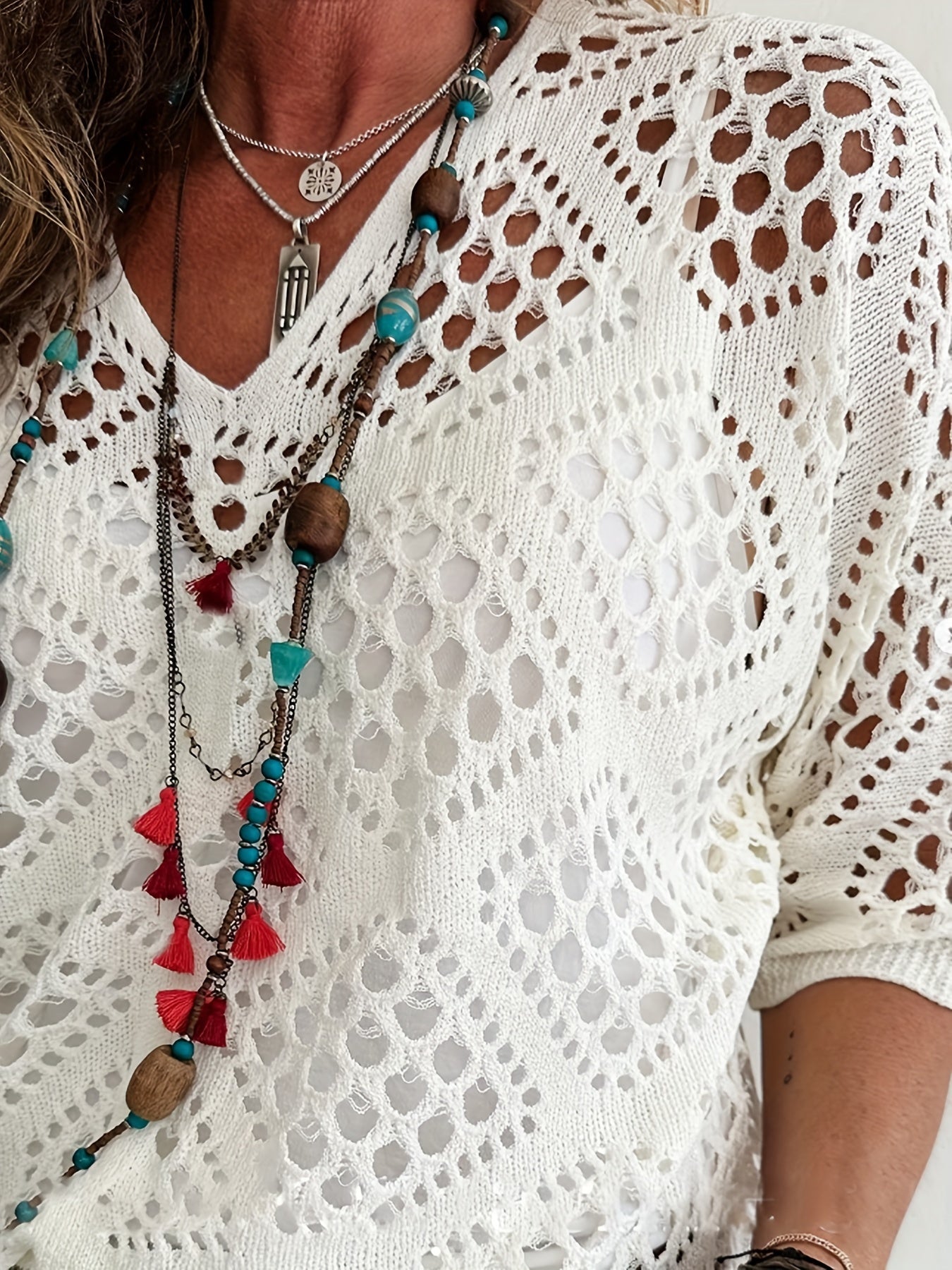 Elegant V-Neck Hollow Knit Sweater - Chic Beachwear with Micro-Elastic Fabric, Argyle & Solid Patterns, Perfect for Summer