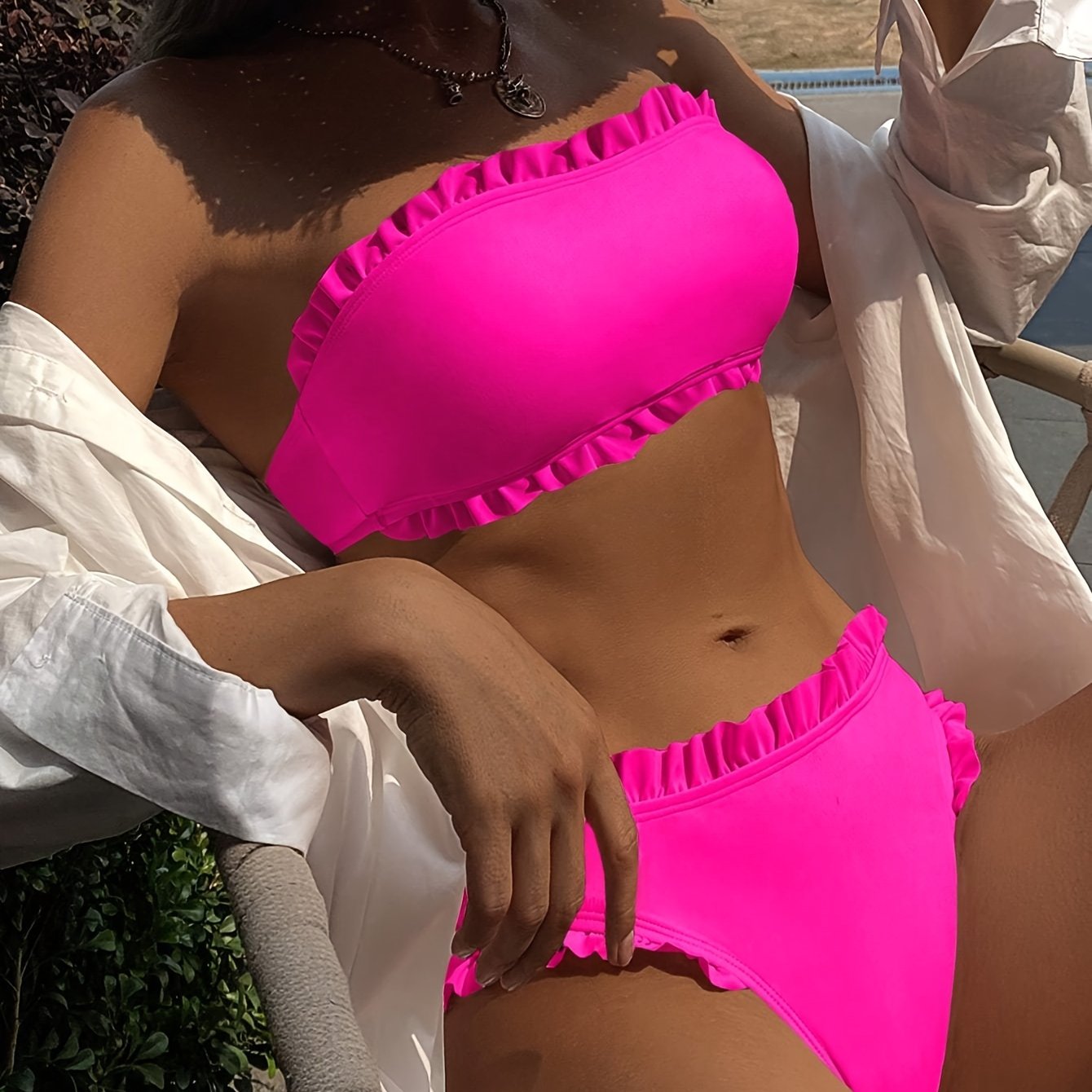 Women's Sexy Bandeau Frill Trim Bikini Set, High Cut, Fashion Swimwear, Beachwear, Vibrant Color, Off-Shoulder Design